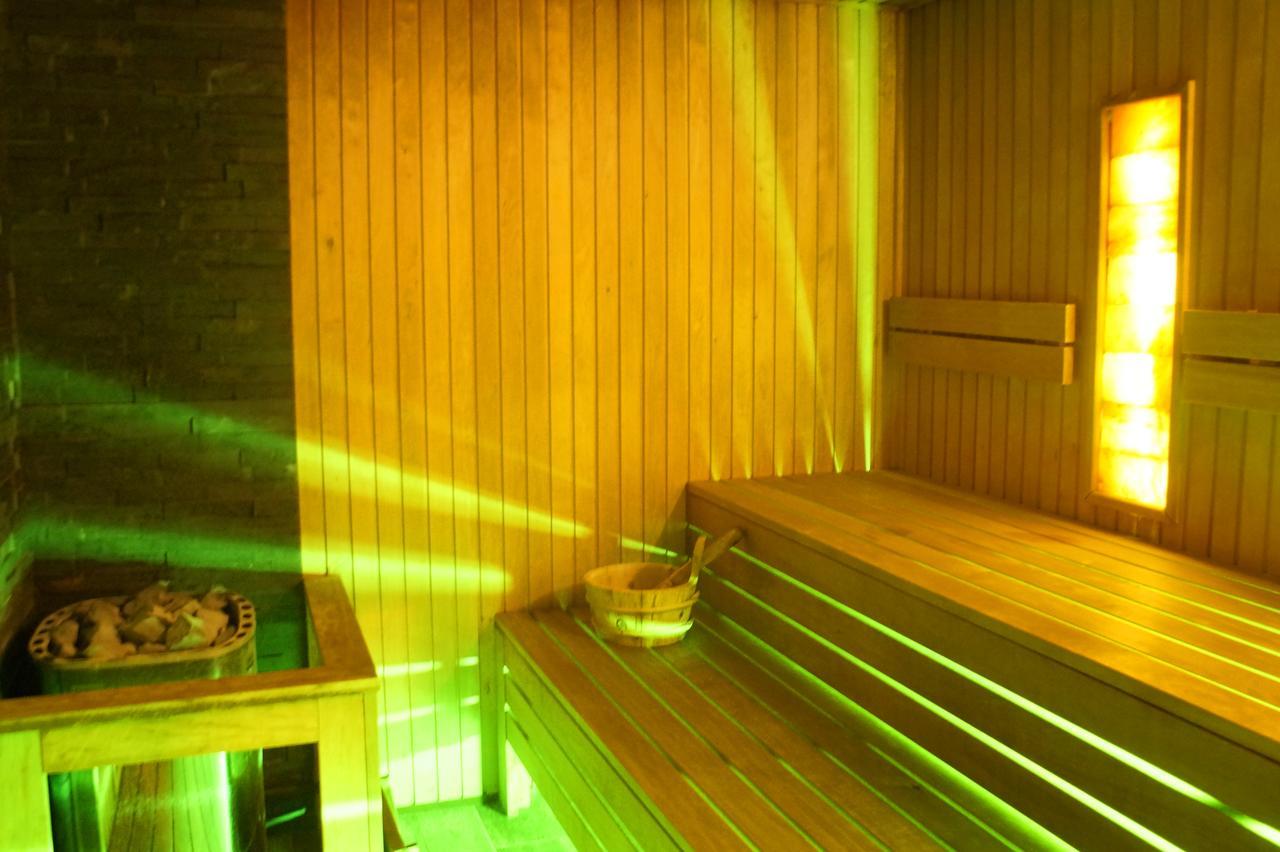 Hotel Fitromax Ajka Zewnętrze zdjęcie