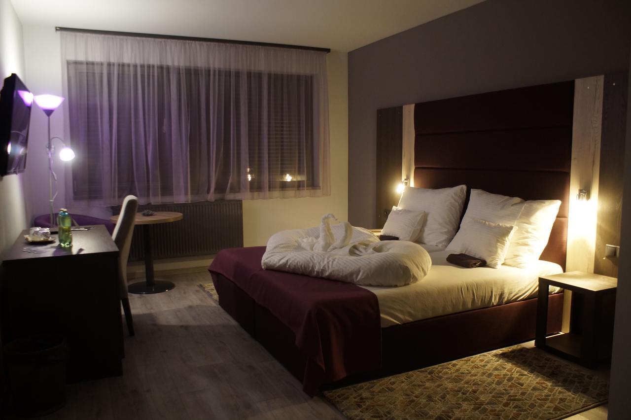 Hotel Fitromax Ajka Zewnętrze zdjęcie