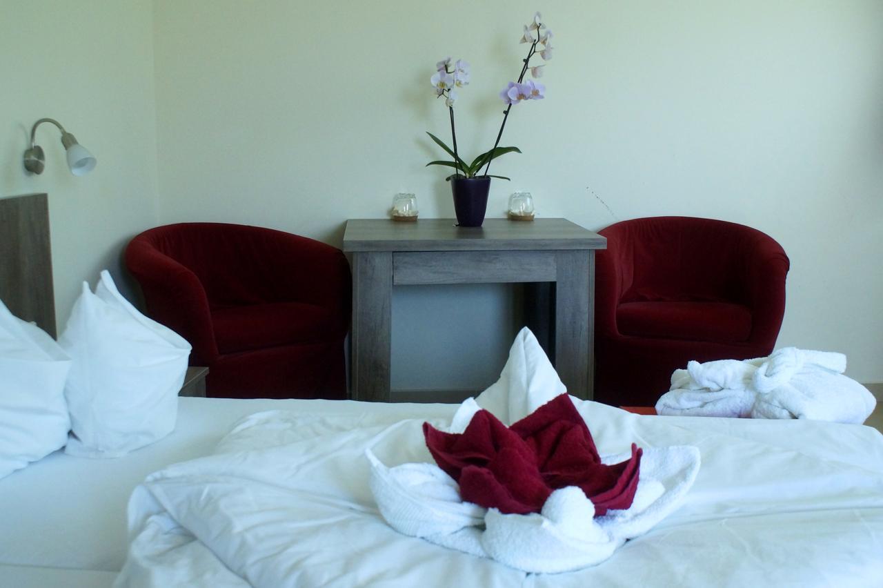 Hotel Fitromax Ajka Zewnętrze zdjęcie