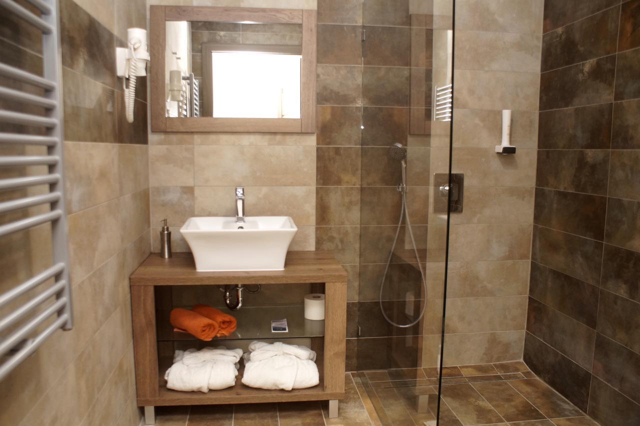 Hotel Fitromax Ajka Zewnętrze zdjęcie