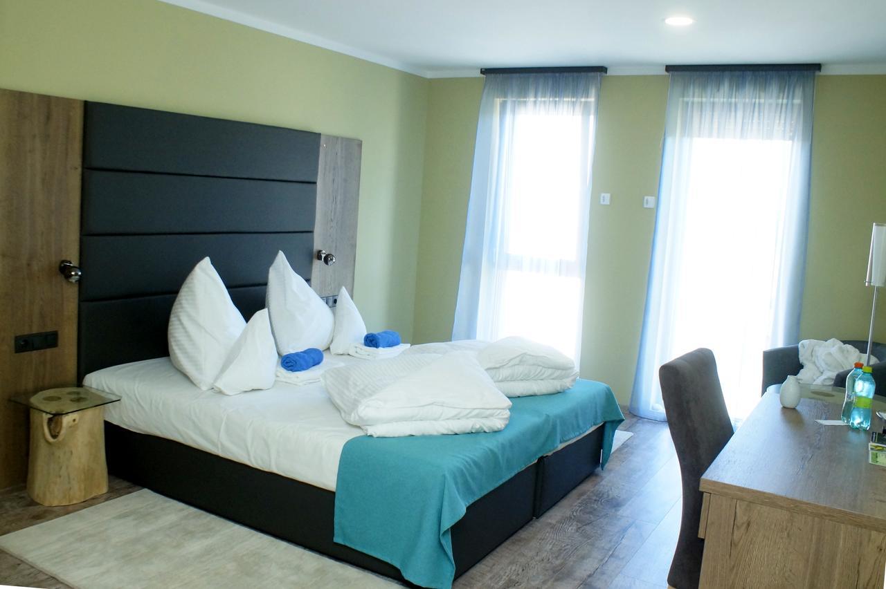 Hotel Fitromax Ajka Zewnętrze zdjęcie